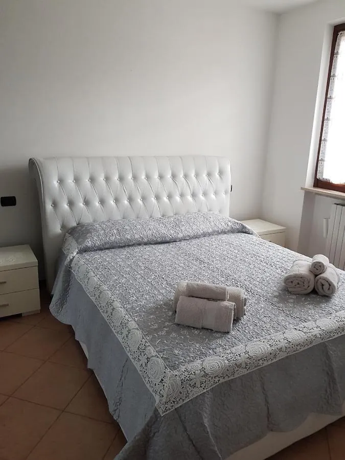 Appartement Alloggio Radivojevic à Castelnuovo del Garda 0*,