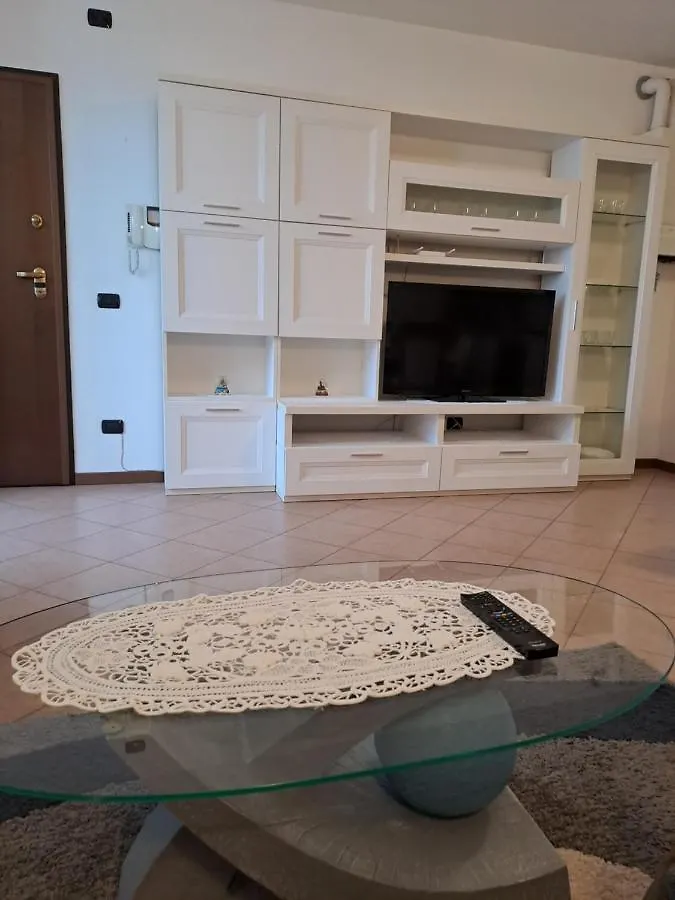 Appartement Alloggio Radivojevic à Castelnuovo del Garda 0*,  Italie