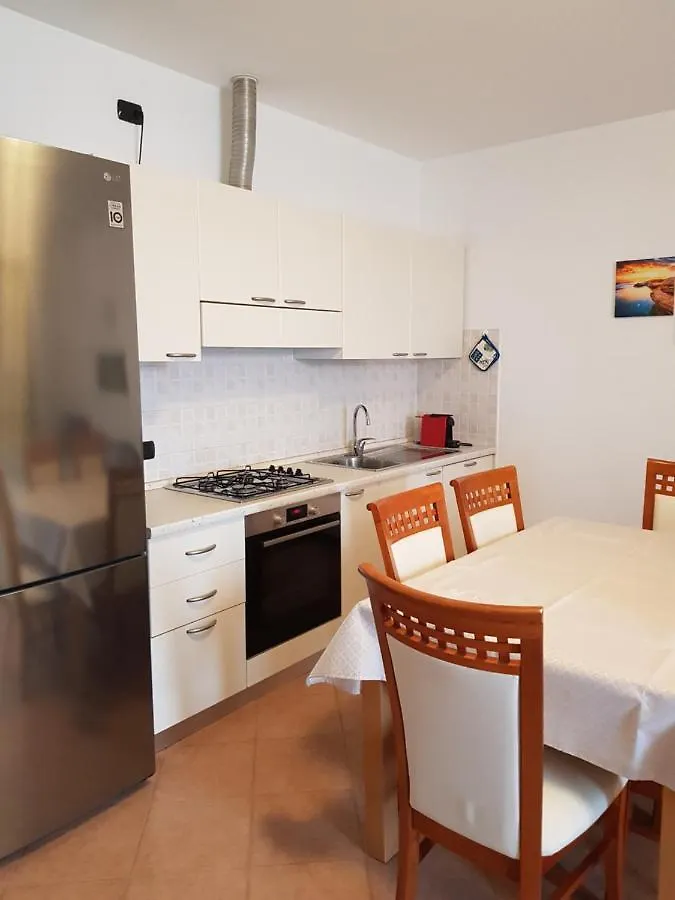 Appartement Alloggio Radivojevic à Castelnuovo del Garda