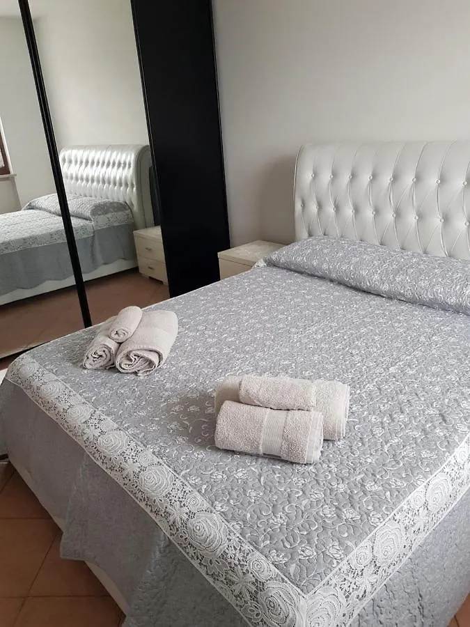Alloggio Radivojevic Apartment Castelnuovo del Garda Italy